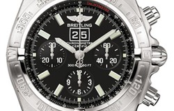 Breitling: l’oiseau noir