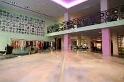 Boissydanglasvueboutiqu