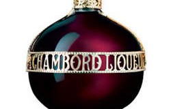 La Chambord Liqueur Royale De France s’offre un flacon Ã  1,6 million d’euros et un indÃ©cent petit-dÃ©jeuner &laquo;&nbsp;at Tiffany’s&nbsp;&raquo;