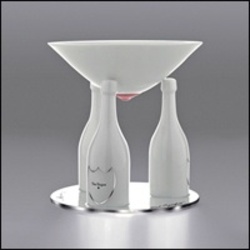 Karllagerfeldschifferchampagnecoupe