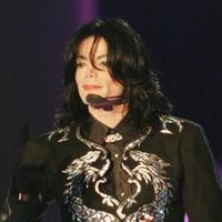 people-michael-jackson-2482739_1350.jpg