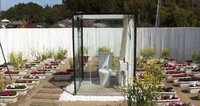 Toilet_with_japanese_garden.jpg