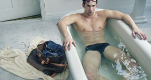 Michael Phelps pose pour Vuitton