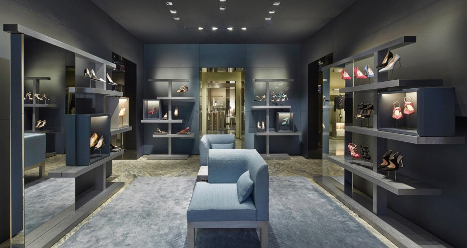 Armani réalise le doublé avenue Montaigne
