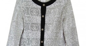 La veste Chanel a tout pour elle